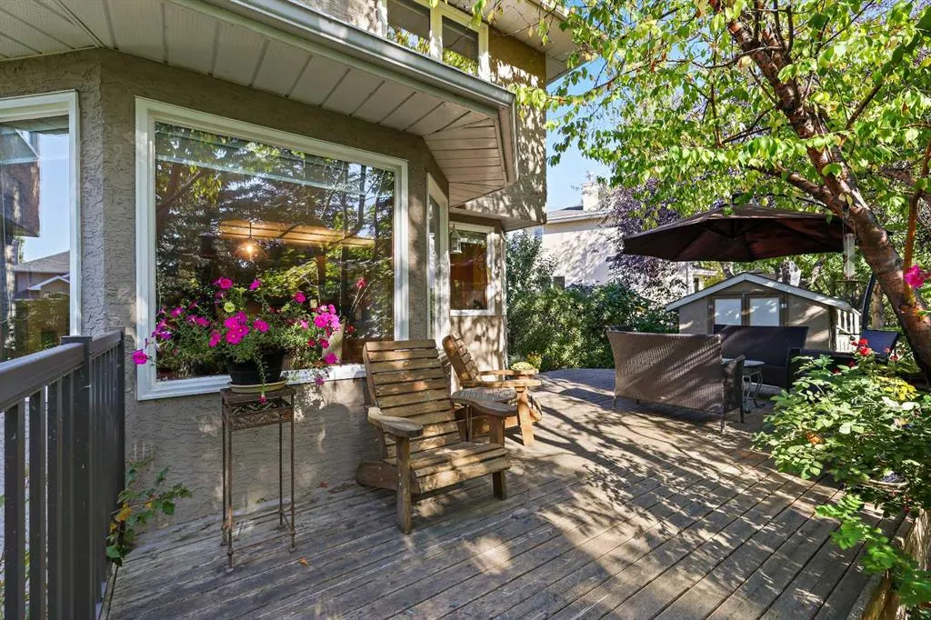 323 Mt Cascade Place SE