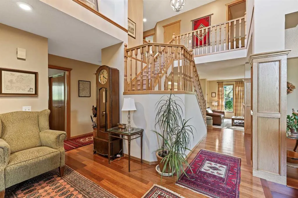323 Mt Cascade Place SE