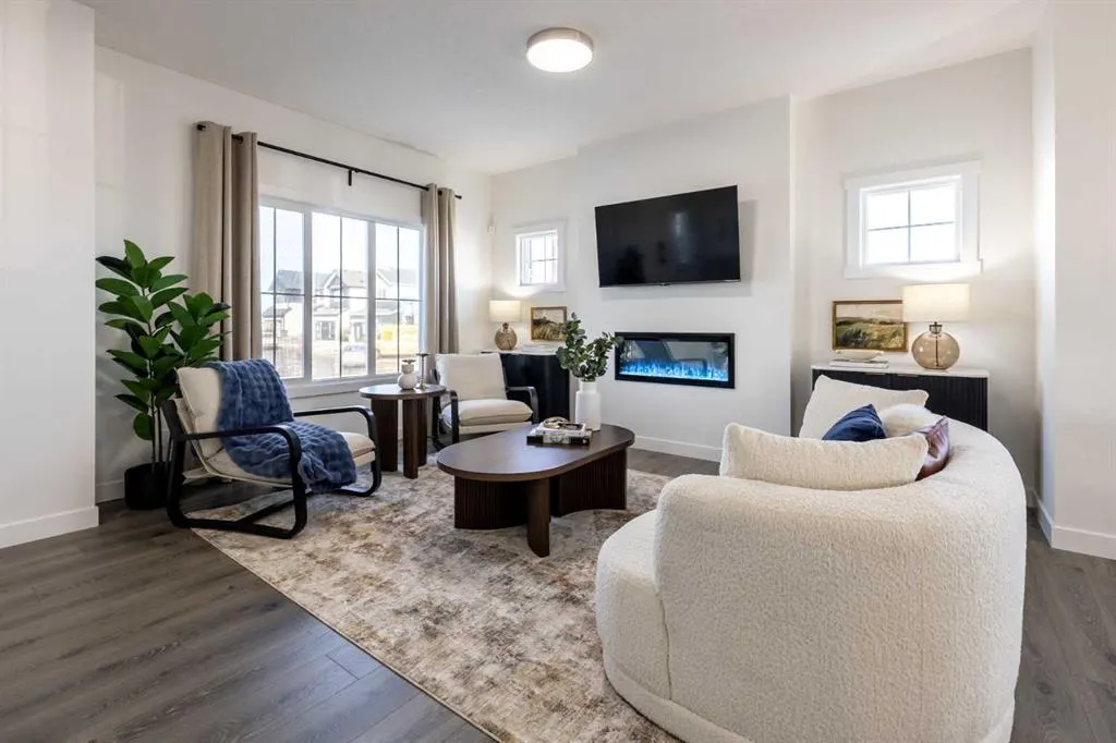 15 Creekstone Walk SW