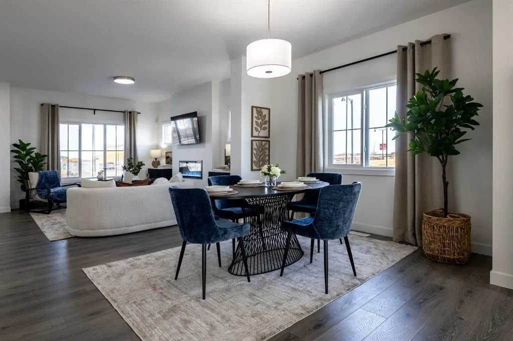 15 Creekstone Walk SW