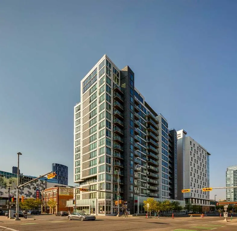 450 8 Avenue SE, #707
