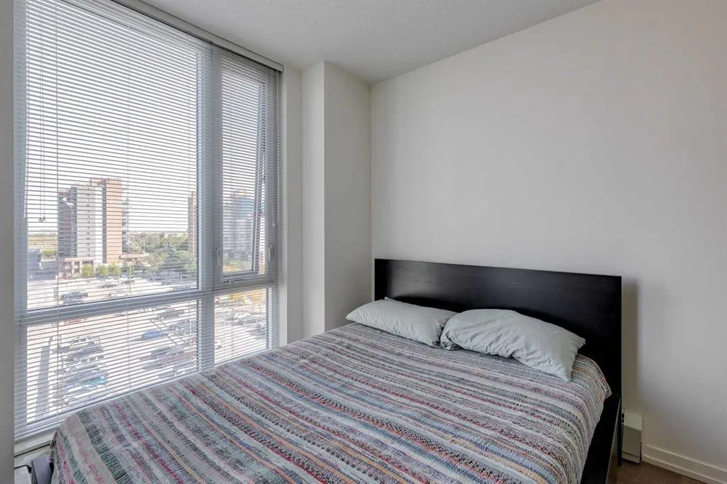 450 8 Avenue SE, #707