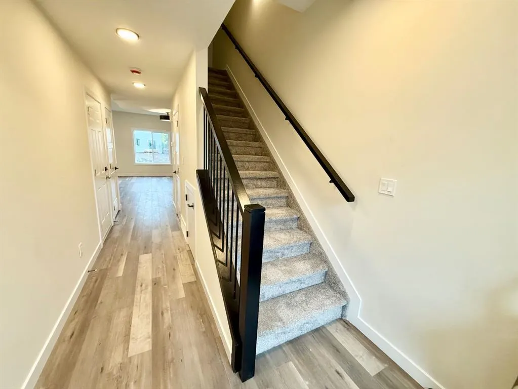 328A BOUTIN Avenue