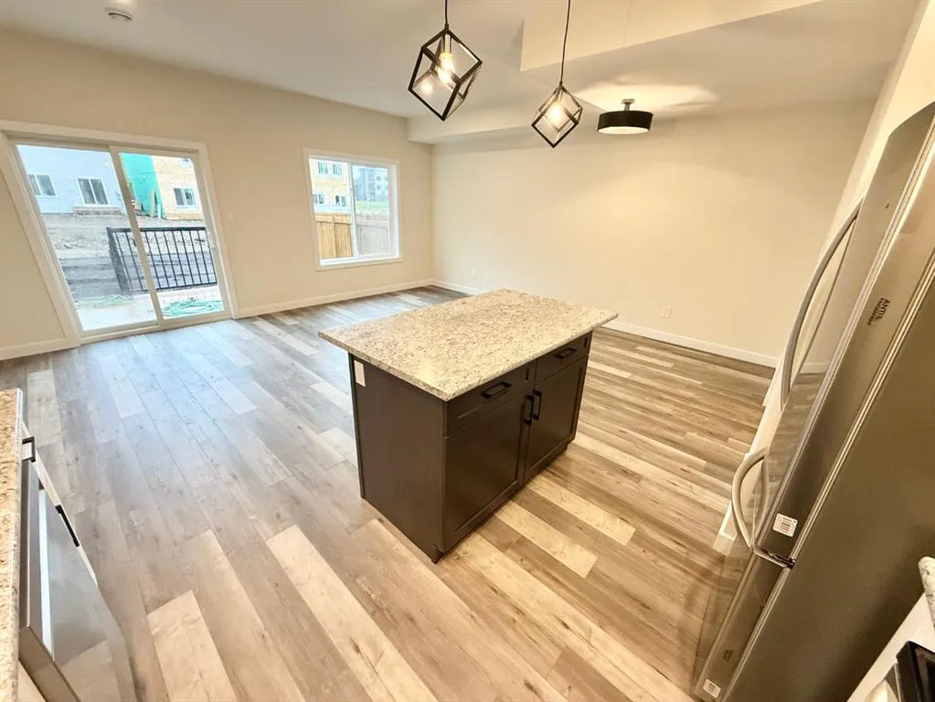 328A BOUTIN Avenue