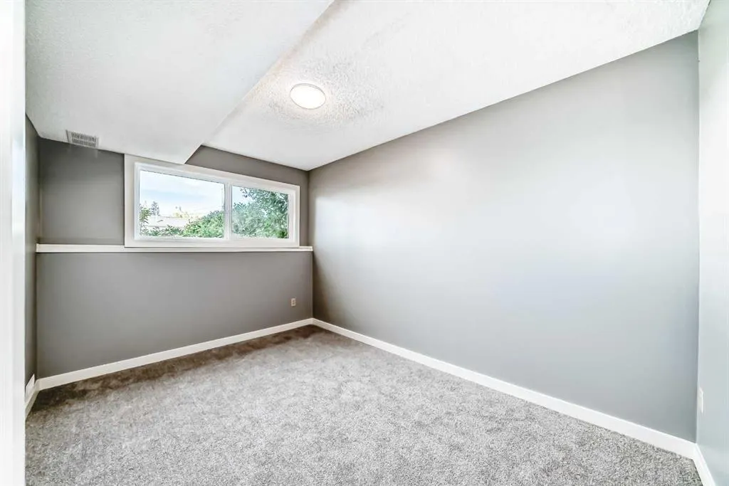42 Pennsburg Way SE