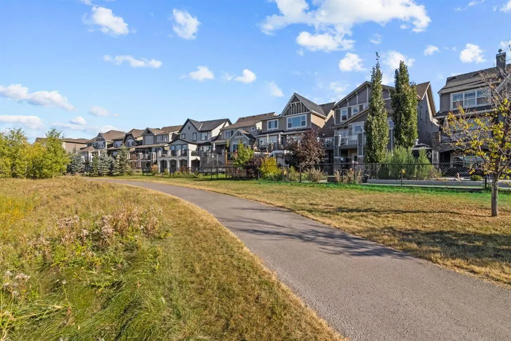 67 Marquis Crescent SE