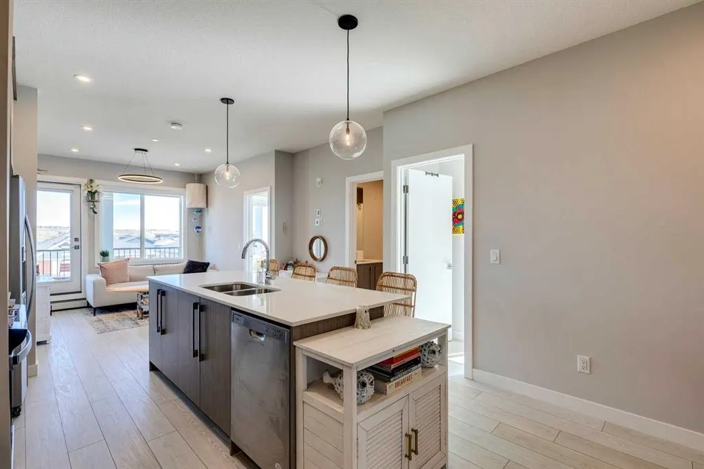 111 Wolf Creek Drive SE, #1305