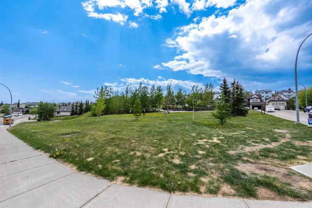 822 Panatella Boulevard NW