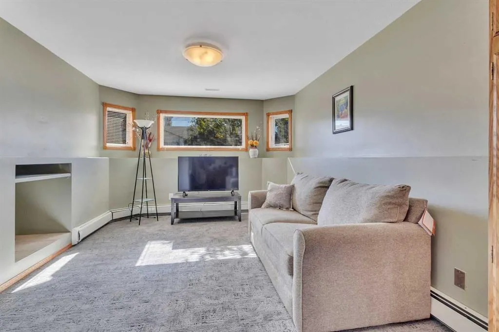 138 Duval Crescent