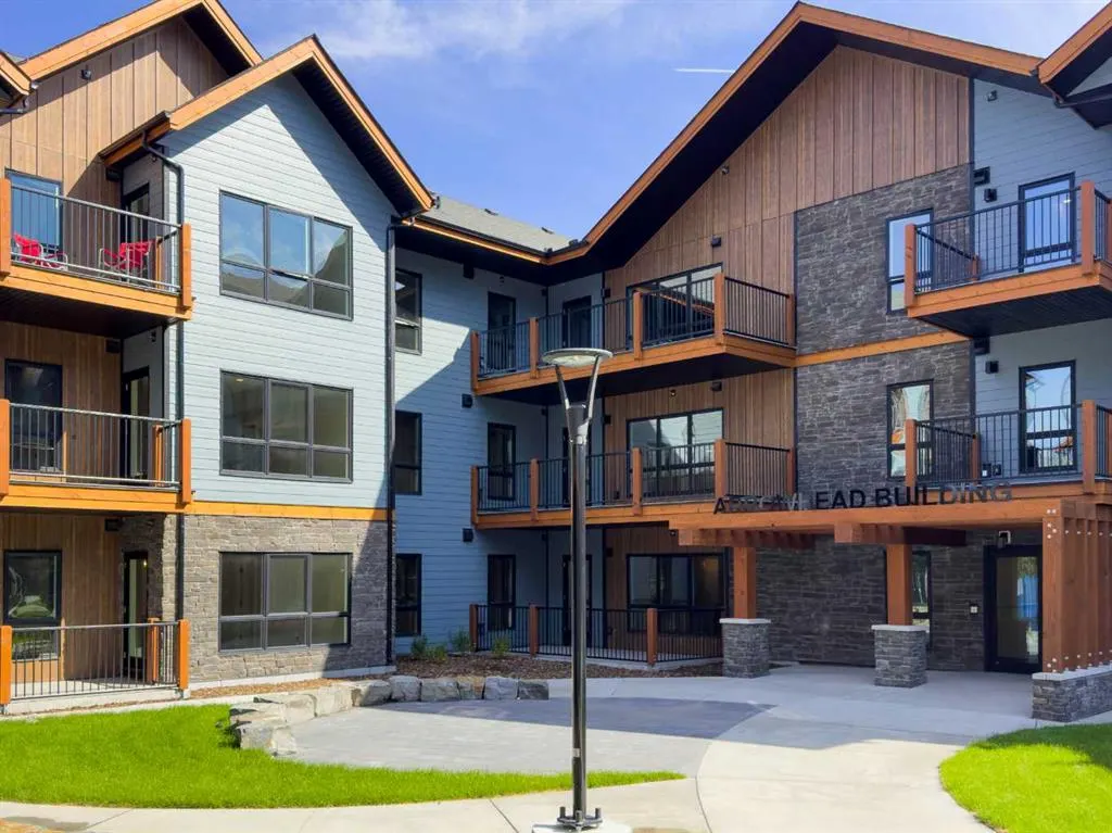200 2 Avenue, #1217