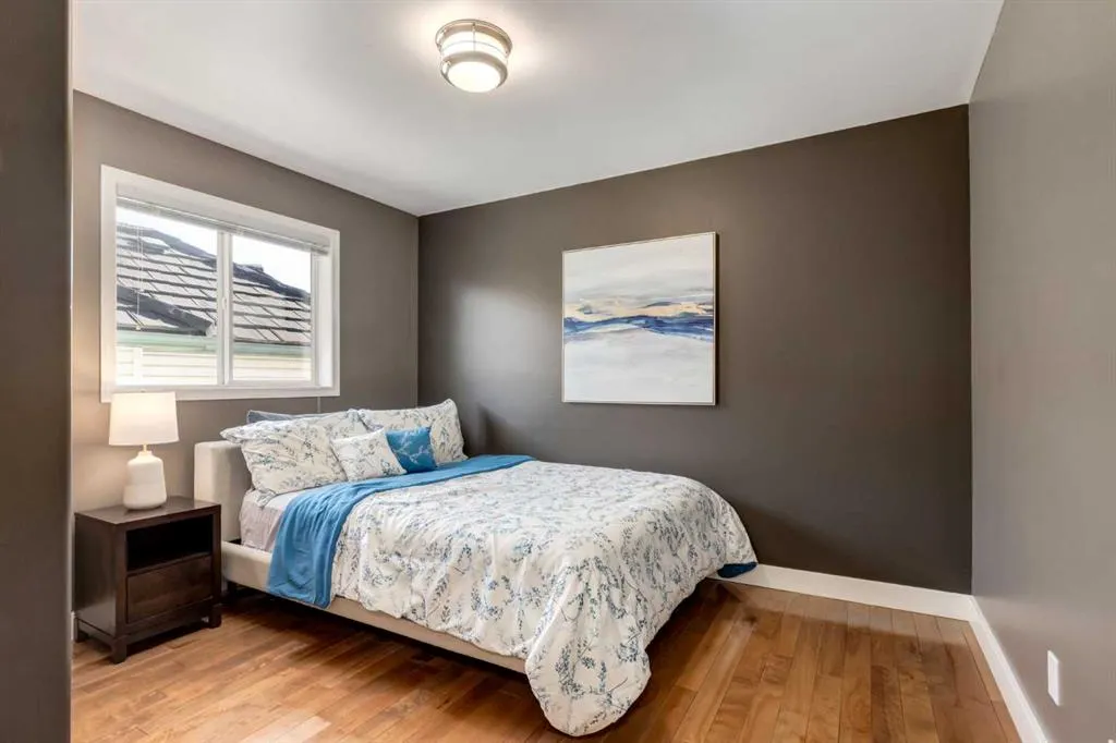 16 Hidden Valley Gardens NW