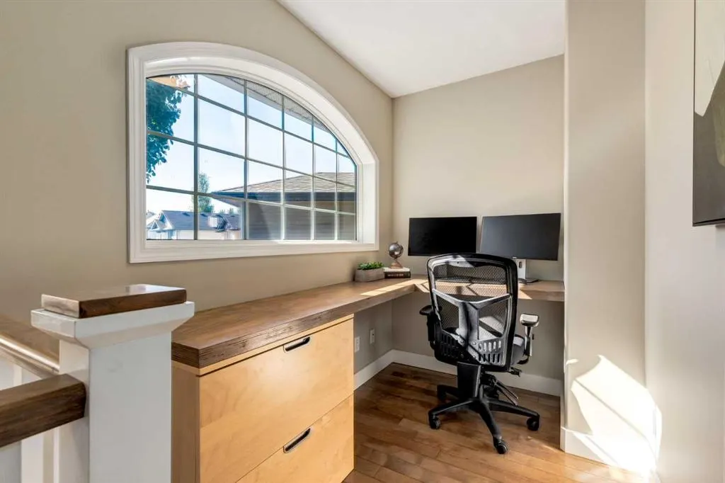 16 Hidden Valley Gardens NW