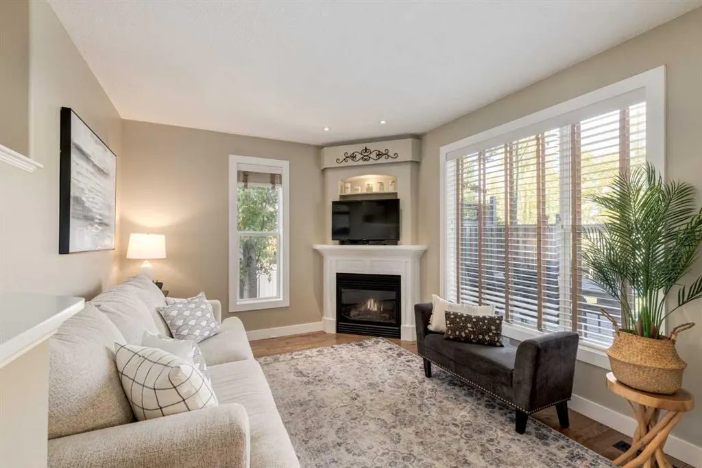 16 Hidden Valley Gardens NW