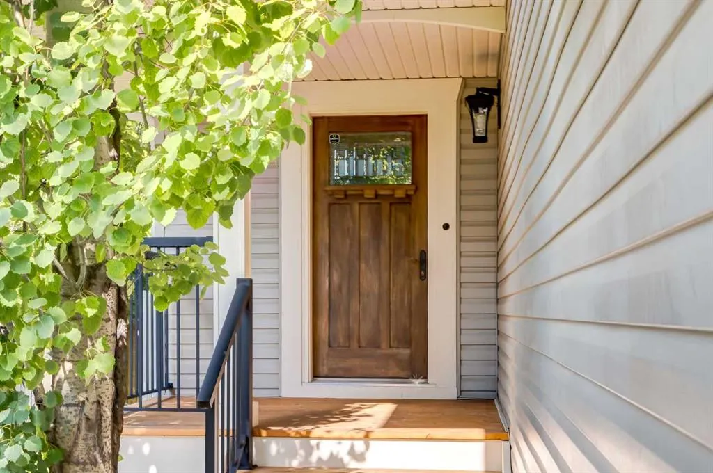 16 Hidden Valley Gardens NW