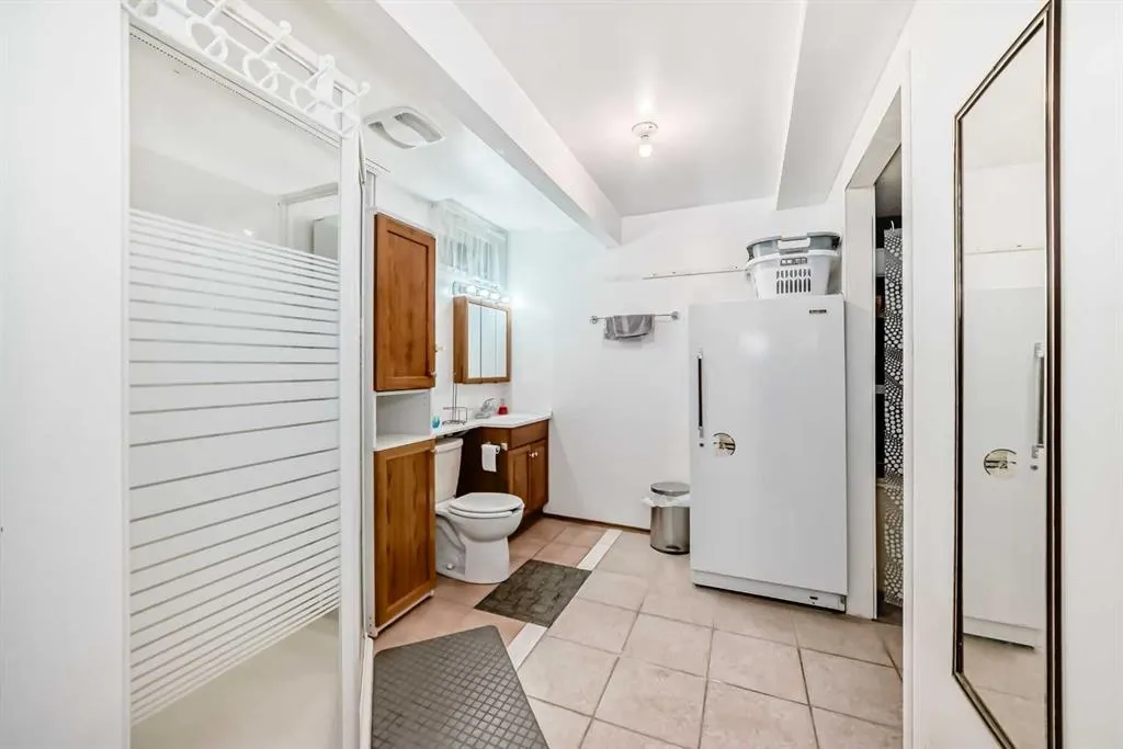 15 Whitewood Bay NE