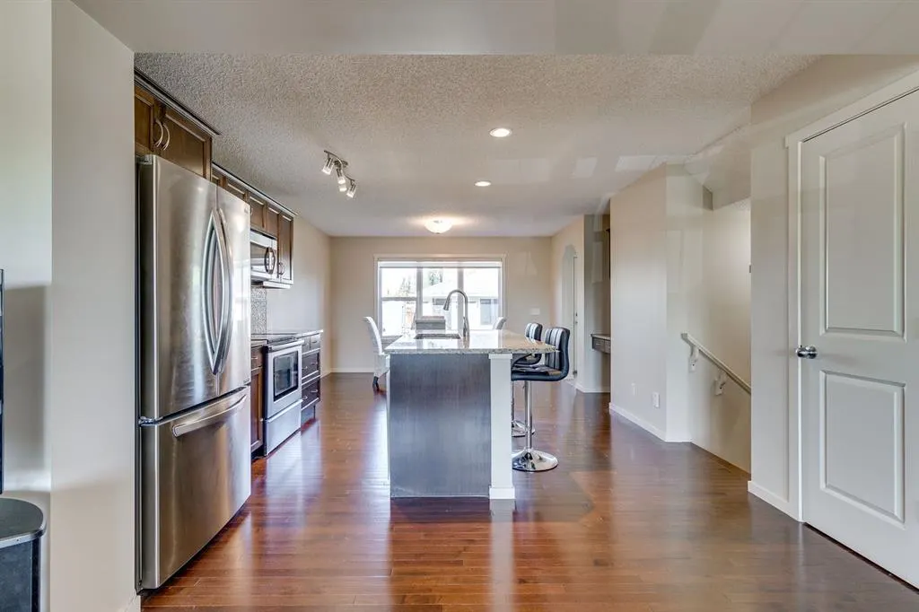 156 Wentworth Square SW
