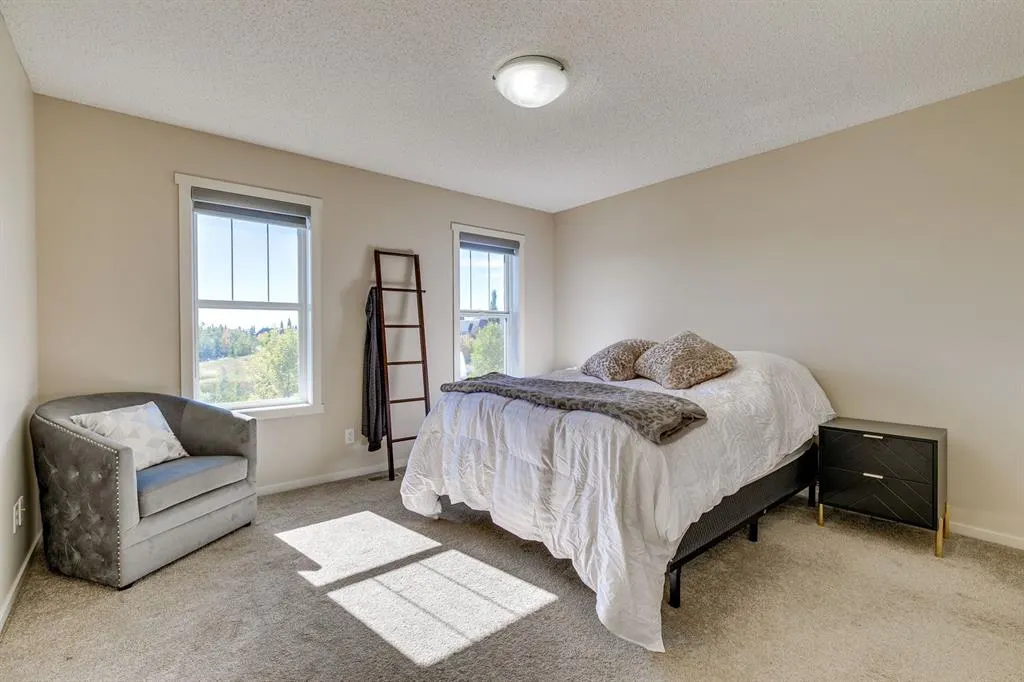 156 Wentworth Square SW