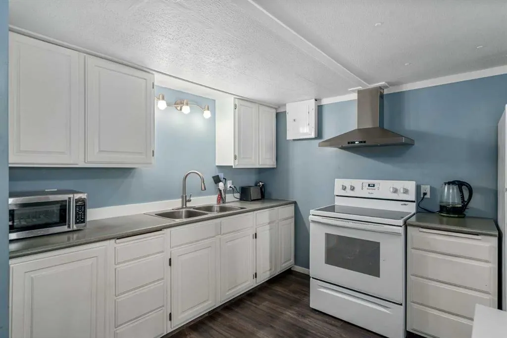 2106 50 Street SE, #23