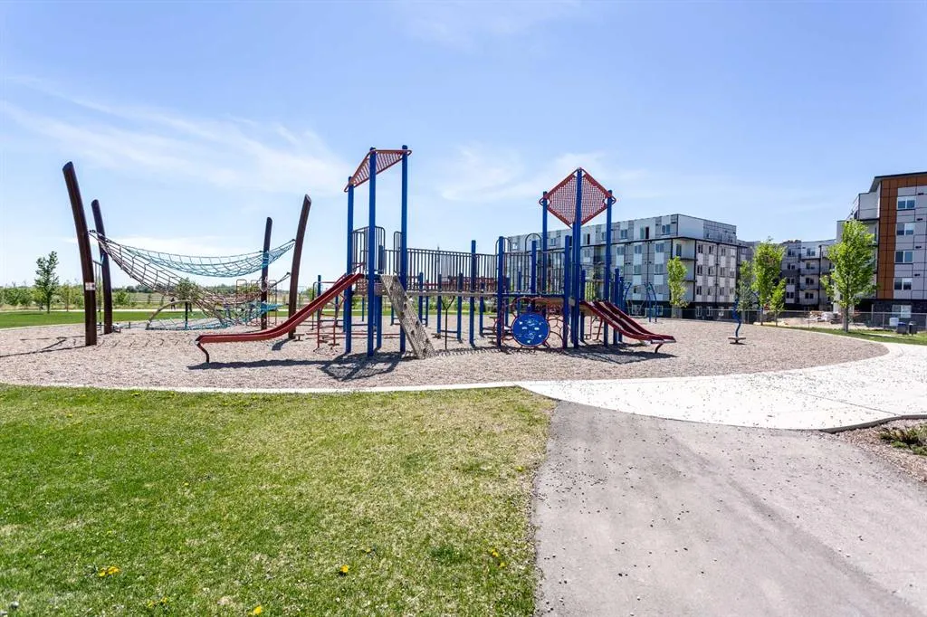 80 Belvedere Park SE