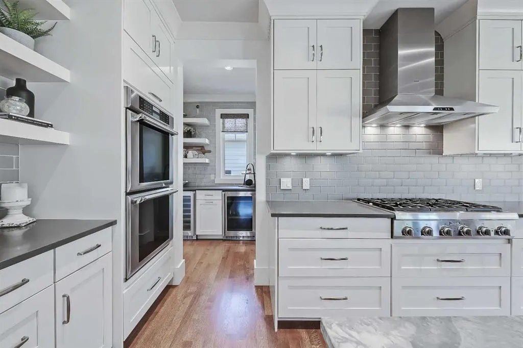 2 Granville Crescent SW