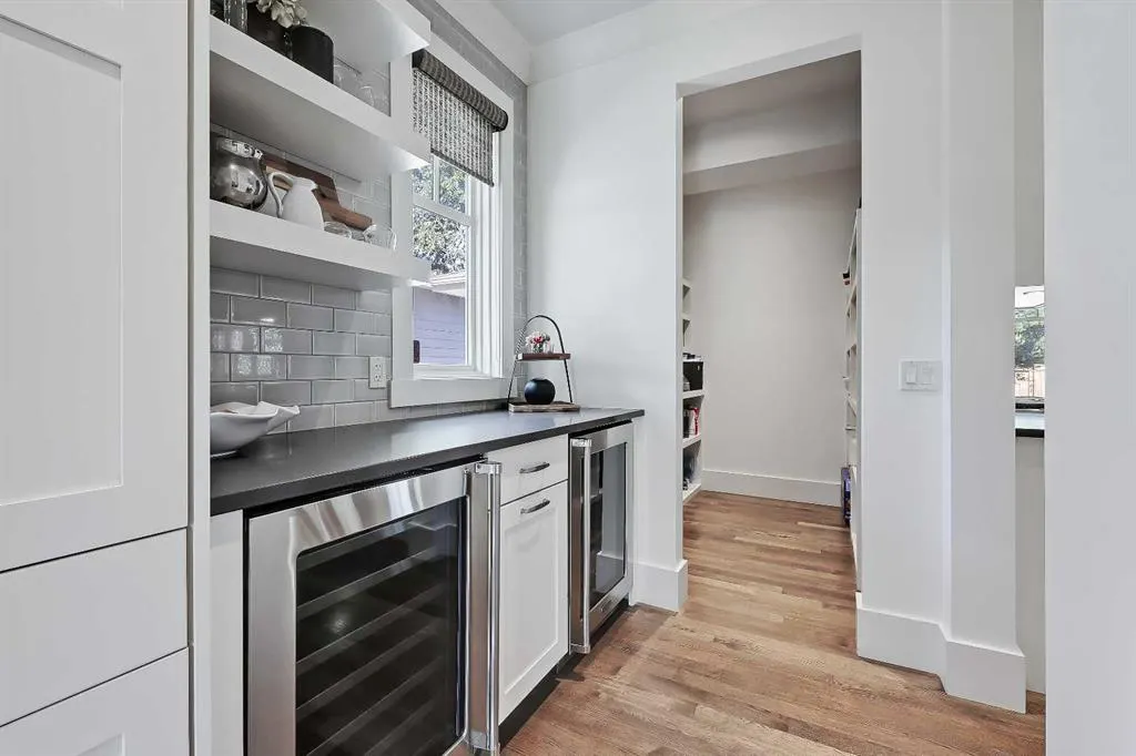 2 Granville Crescent SW