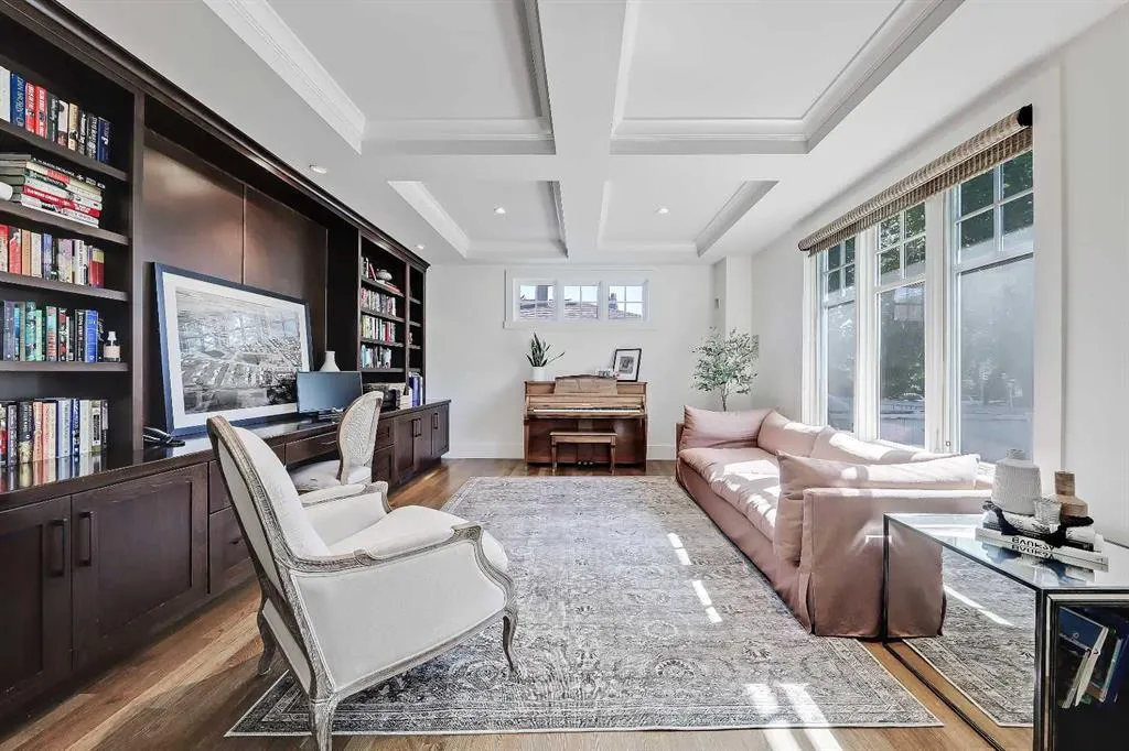 2 Granville Crescent SW