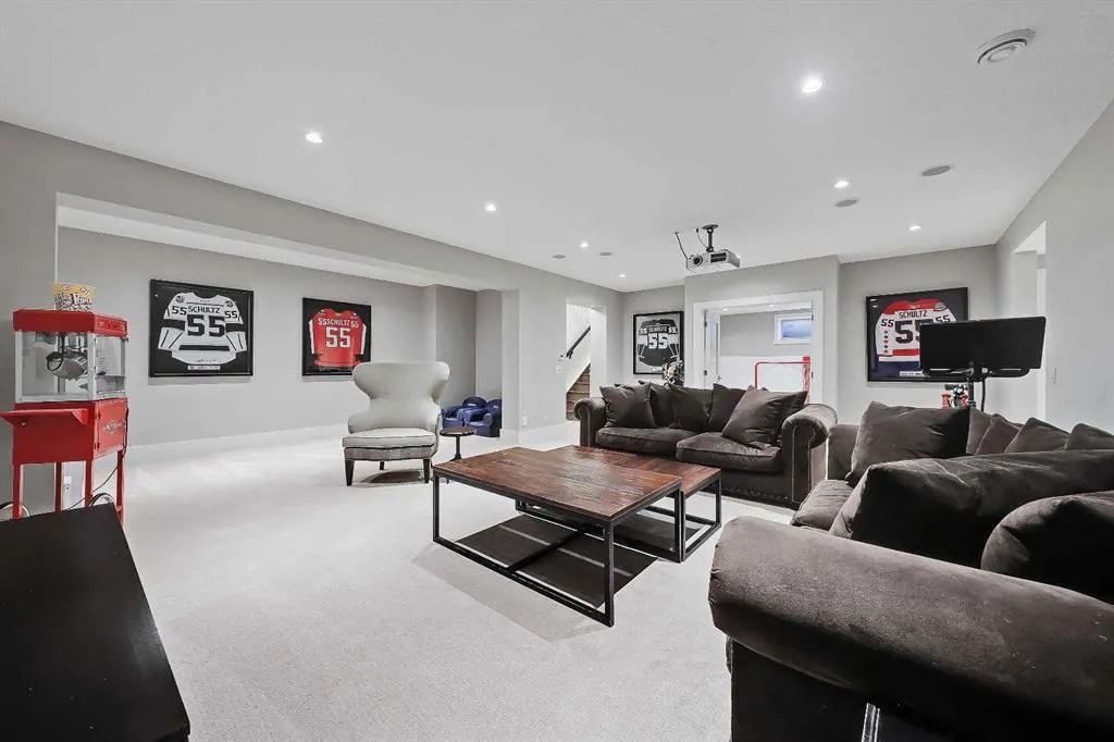 2 Granville Crescent SW