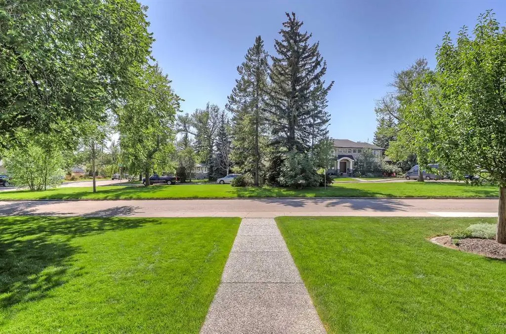 2 Granville Crescent SW