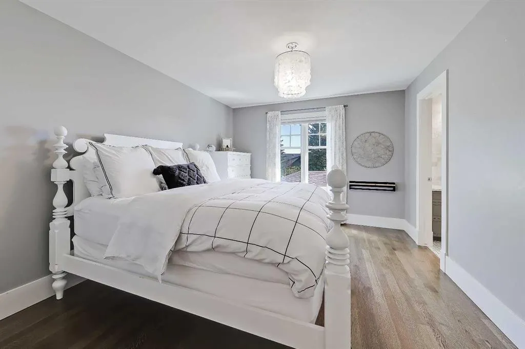2 Granville Crescent SW