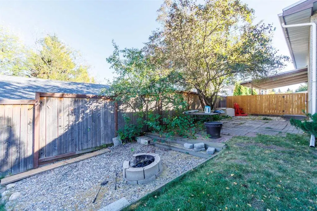 83 Brazeau Crescent SW