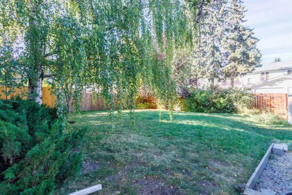 83 Brazeau Crescent SW