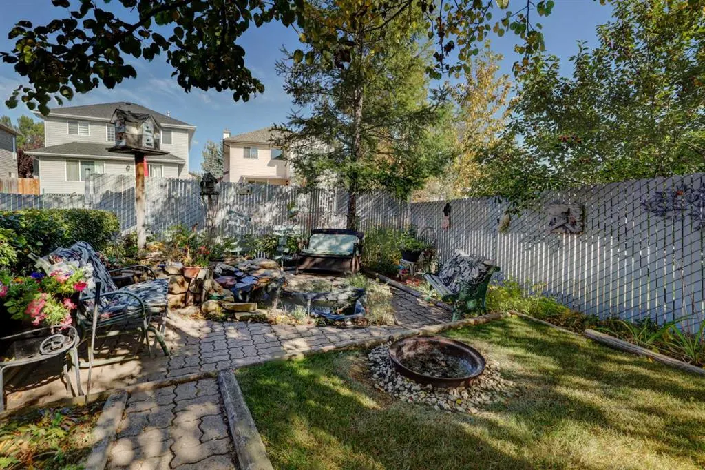 246 Harvest Oak Rise NE
