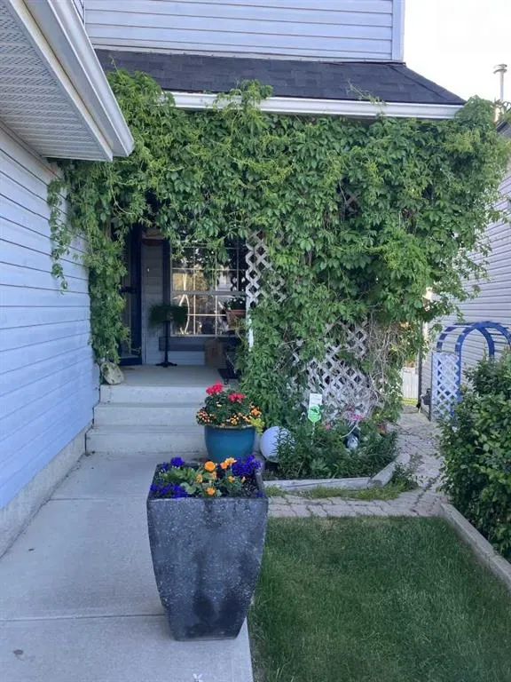 246 Harvest Oak Rise NE