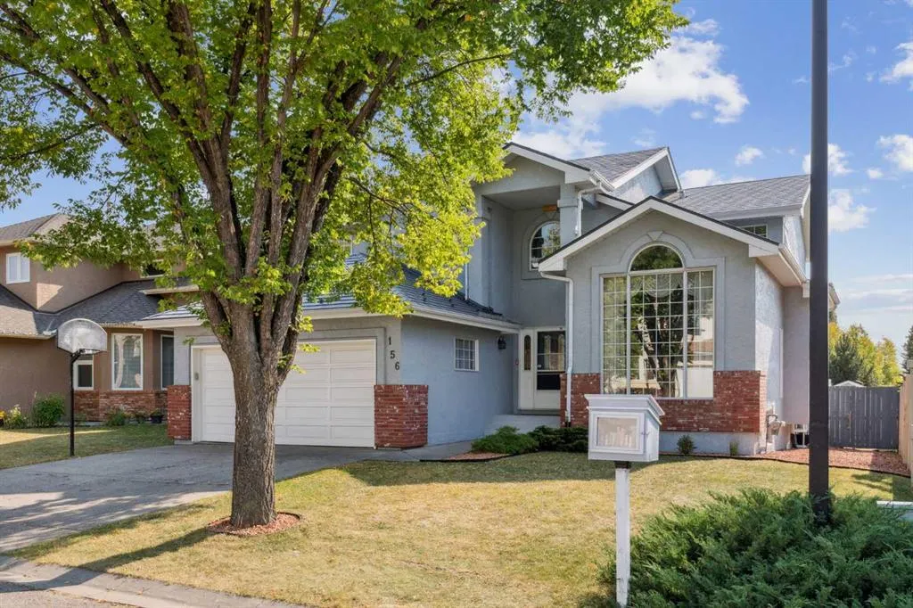 156 Edgevalley Circle NW