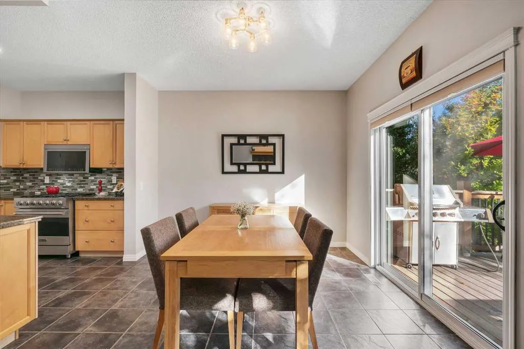 10 Arbour Vista Close NW