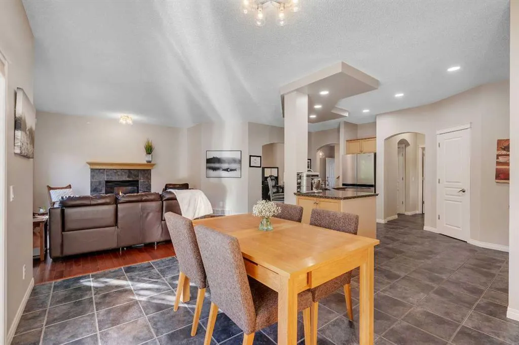 10 Arbour Vista Close NW