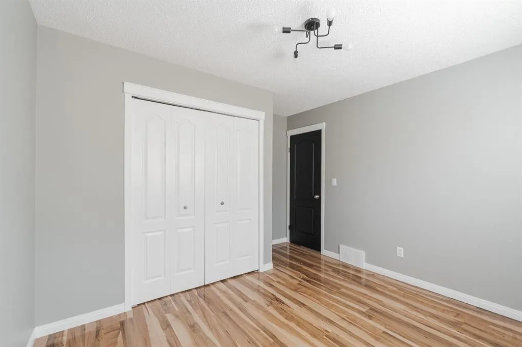 248 Warren Road