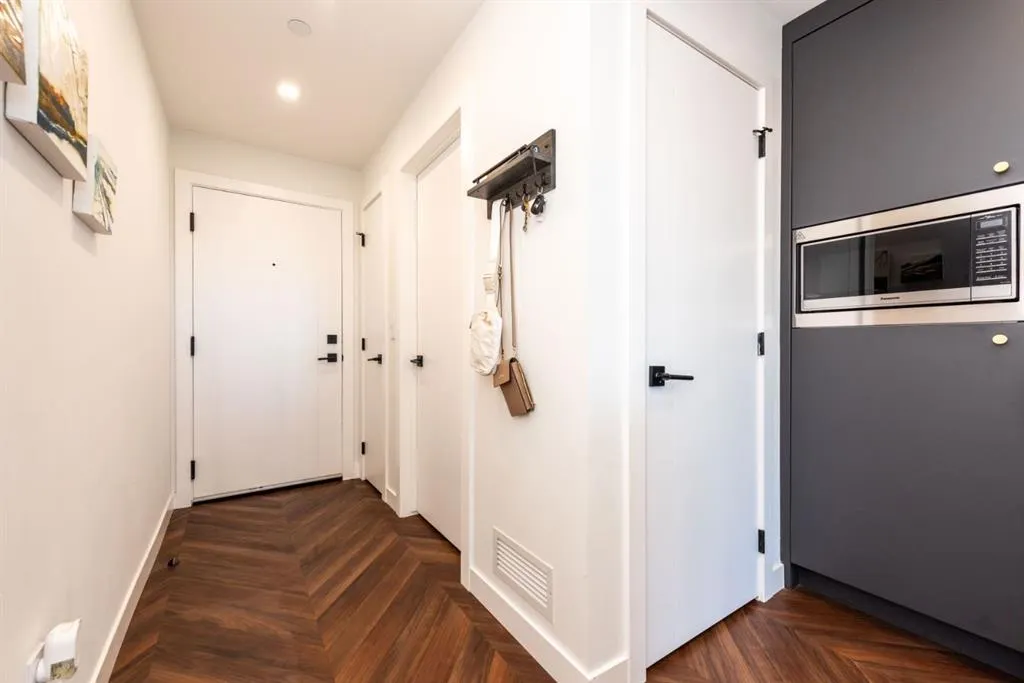 8505 Broadcast Avenue SW, #516
