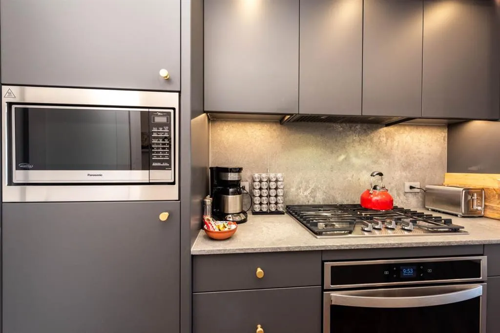 8505 Broadcast Avenue SW, #516