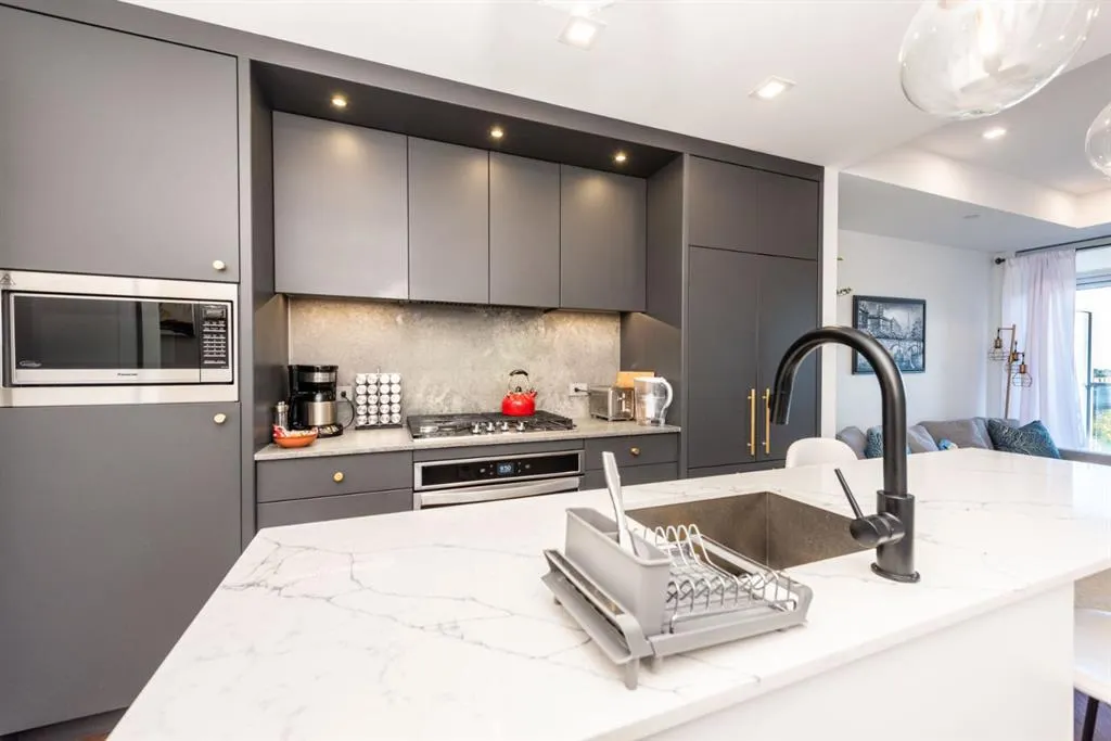 8505 Broadcast Avenue SW, #516