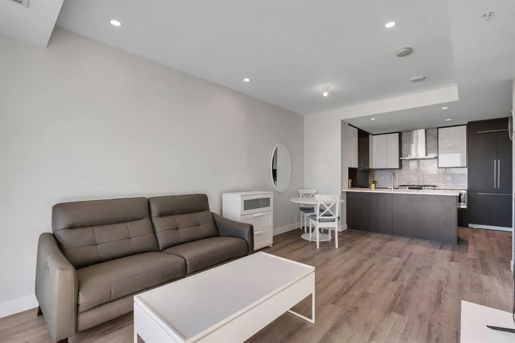 930 16 Avenue SW, #1004