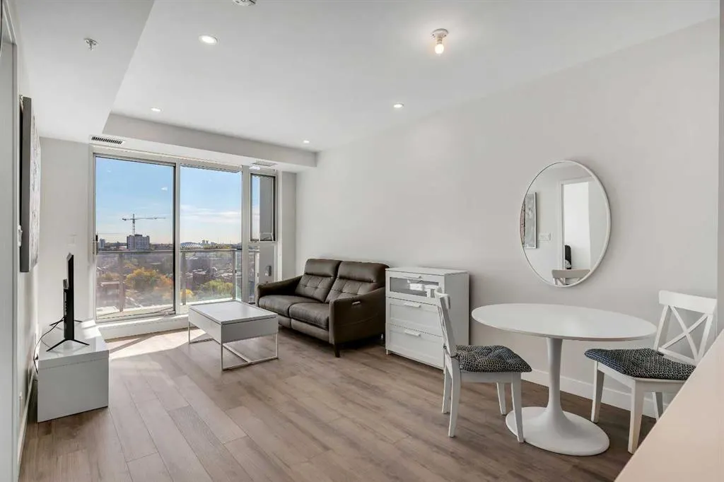 930 16 Avenue SW, #1004