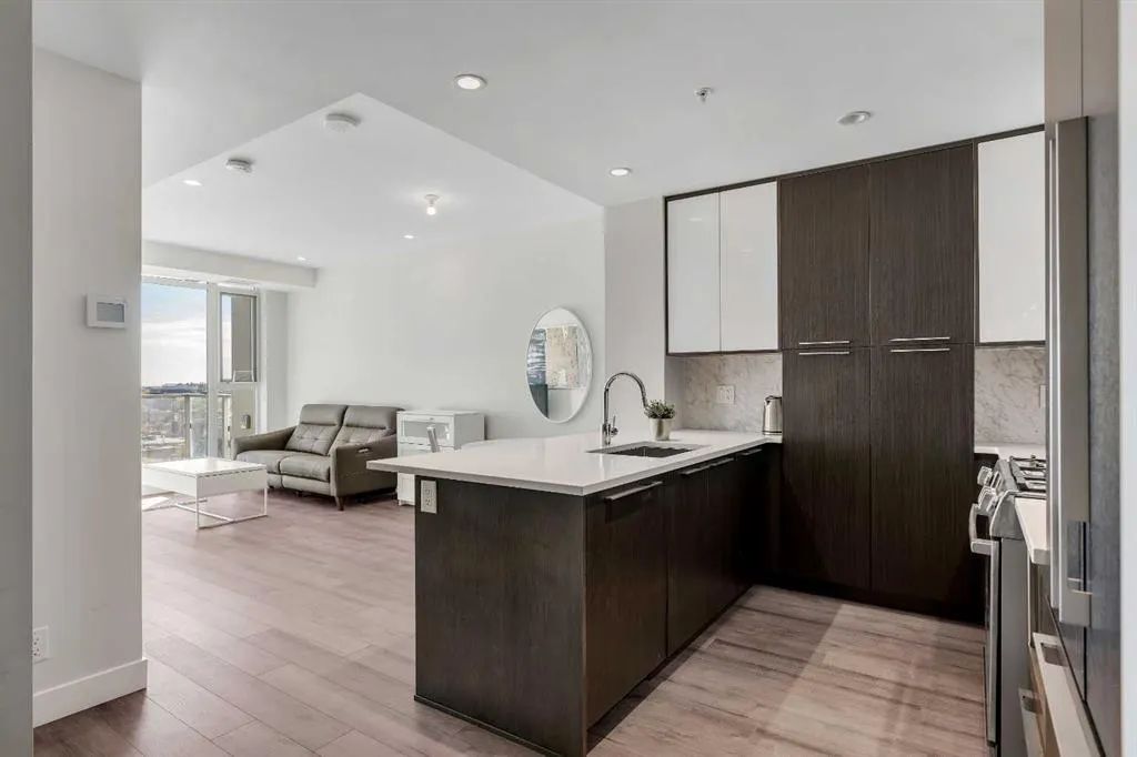 930 16 Avenue SW, #1004