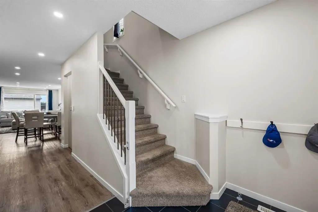 17 Cranford Place SE