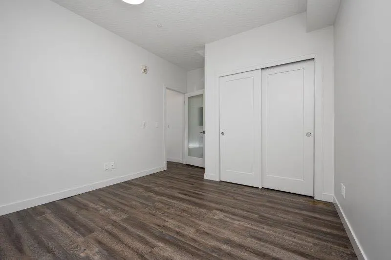 730 5 Street NE, #101