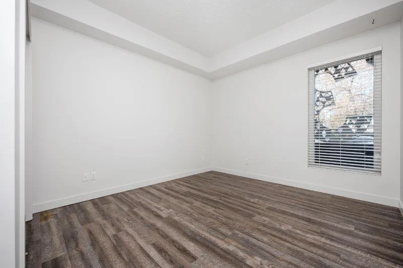 730 5 Street NE, #101