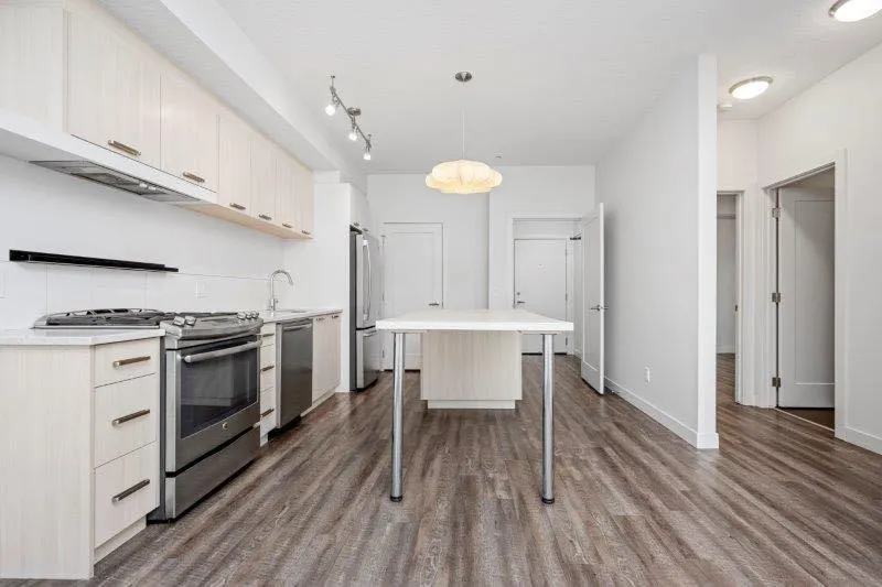 730 5 Street NE, #101