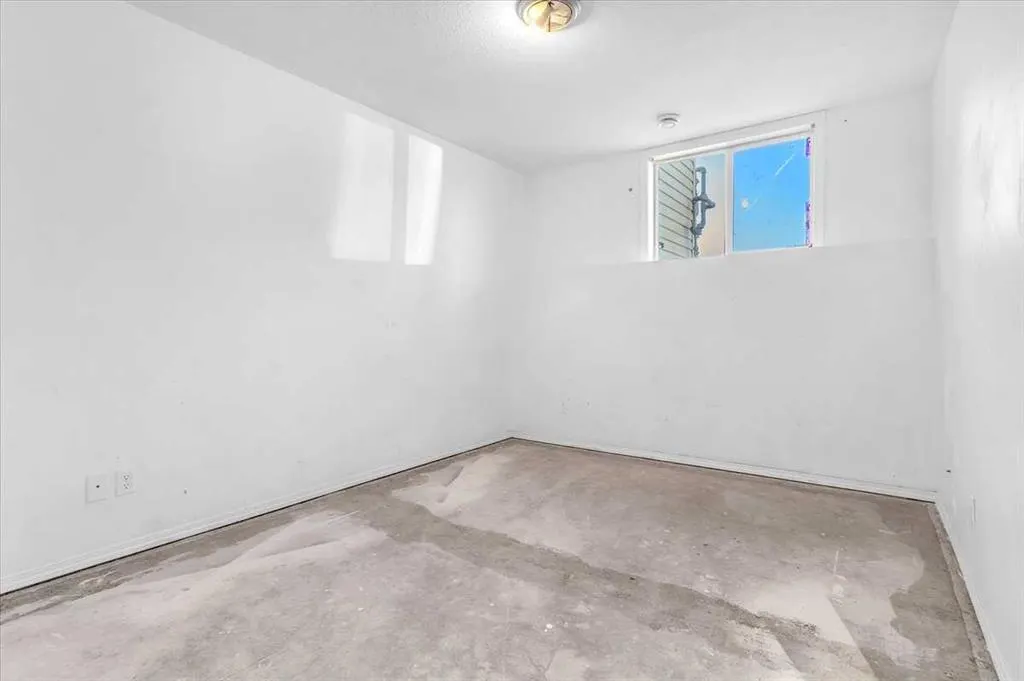 605 19 Street SE, #103