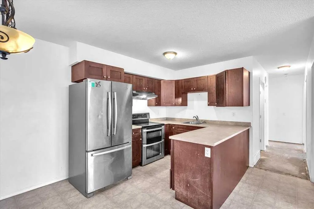 605 19 Street SE, #103