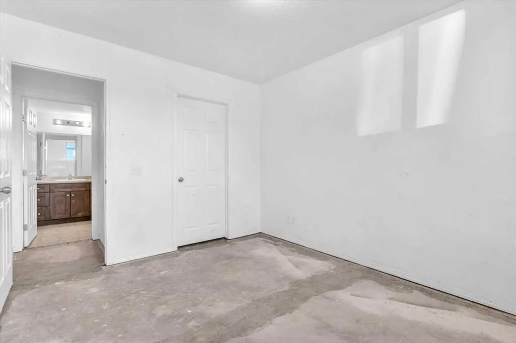 605 19 Street SE, #103